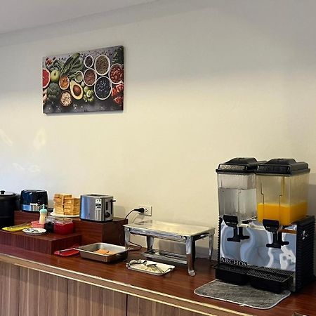 The Charlotte Smart Hotel Lopburi Ngoại thất bức ảnh