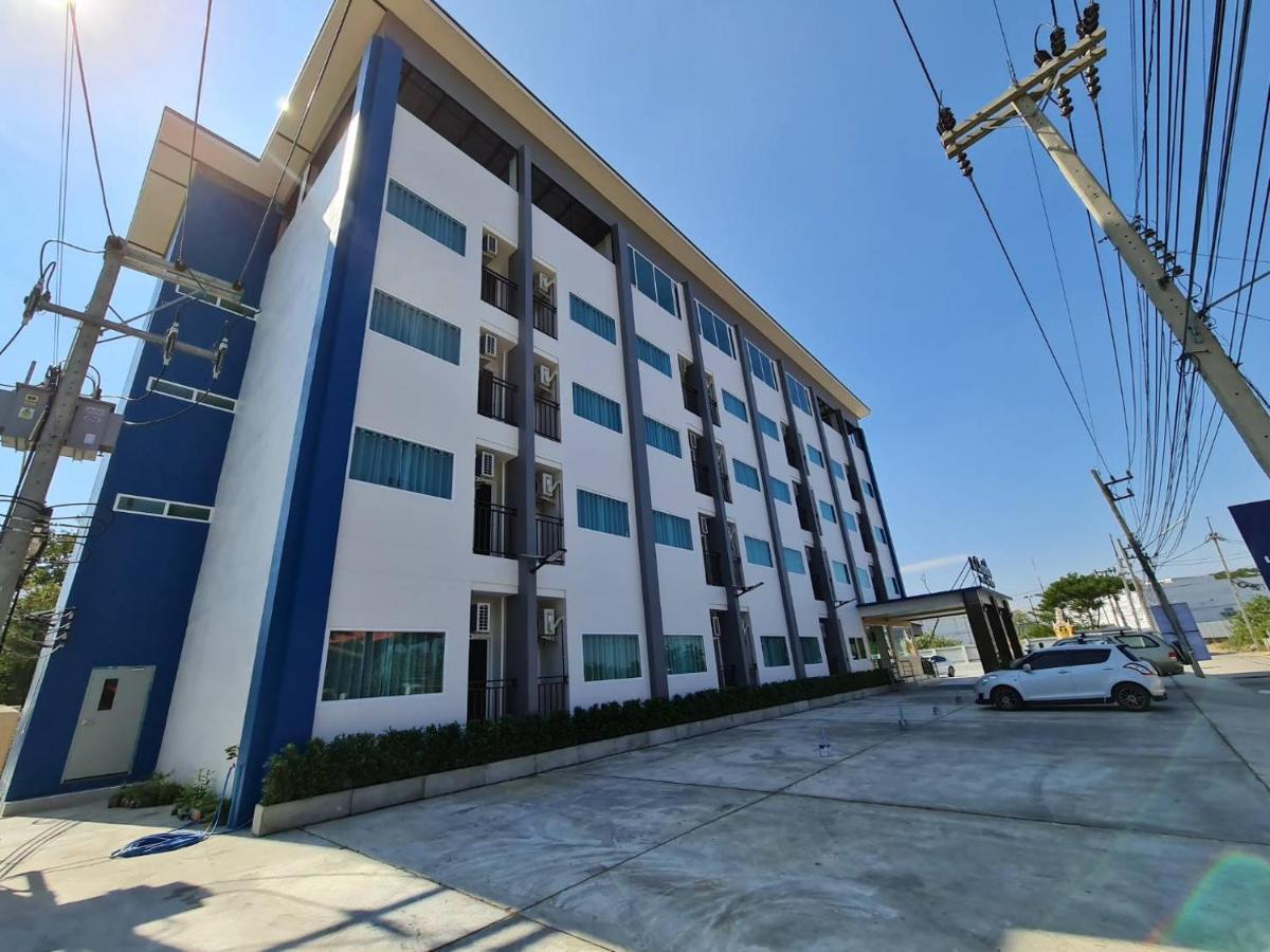 The Charlotte Smart Hotel Lopburi Ngoại thất bức ảnh