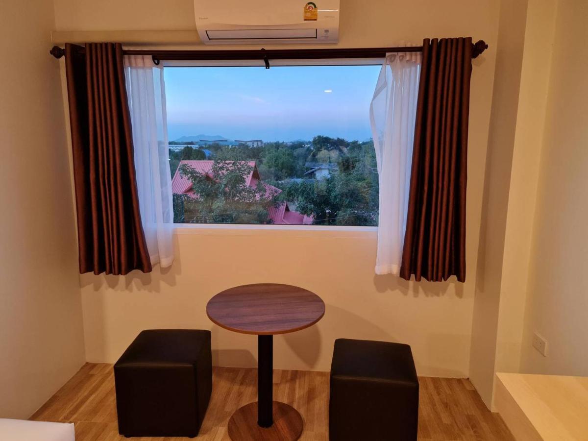 The Charlotte Smart Hotel Lopburi Ngoại thất bức ảnh